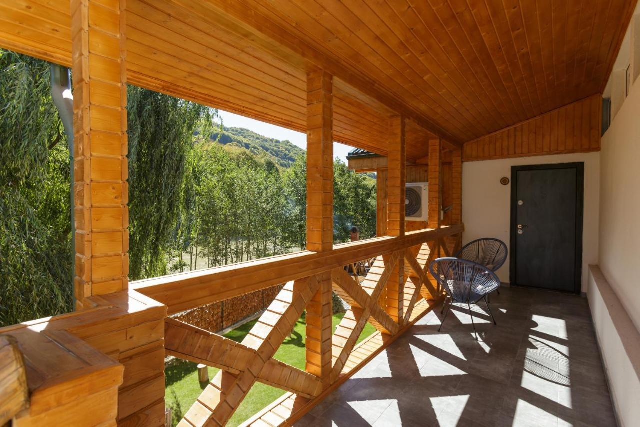 Vila Buturuga Mica Nehoiu Exteriér fotografie